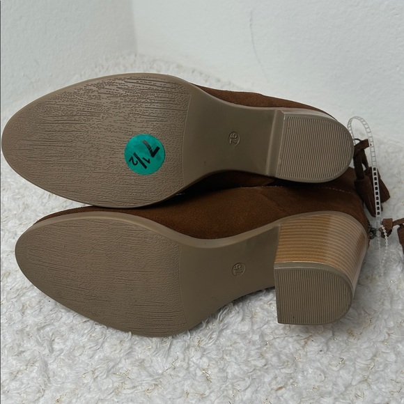 Hush Puppies Ingrid Bootie Size 7.5 new no box - Picture 15 of 16